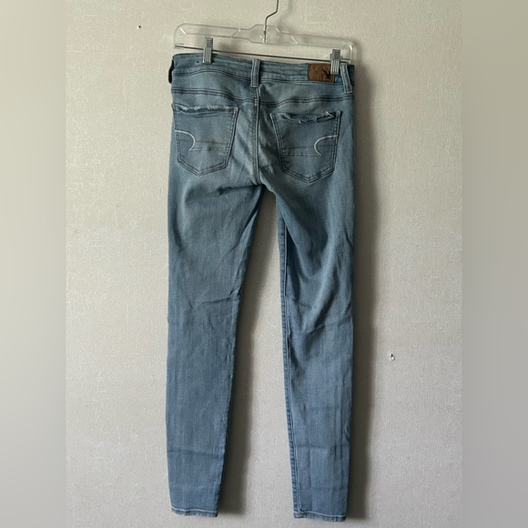 American Eagle Outfitters | Light Blue Skinny Jeans | Size 4 - Picture 6 of 8